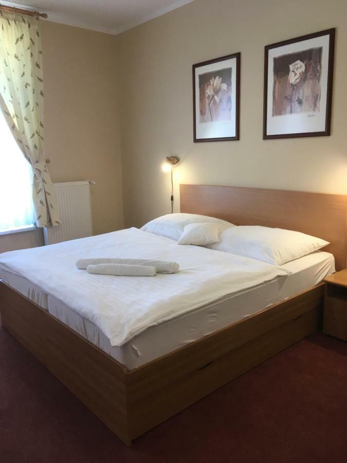 Hotel Rohac Trstena Ngoại thất bức ảnh