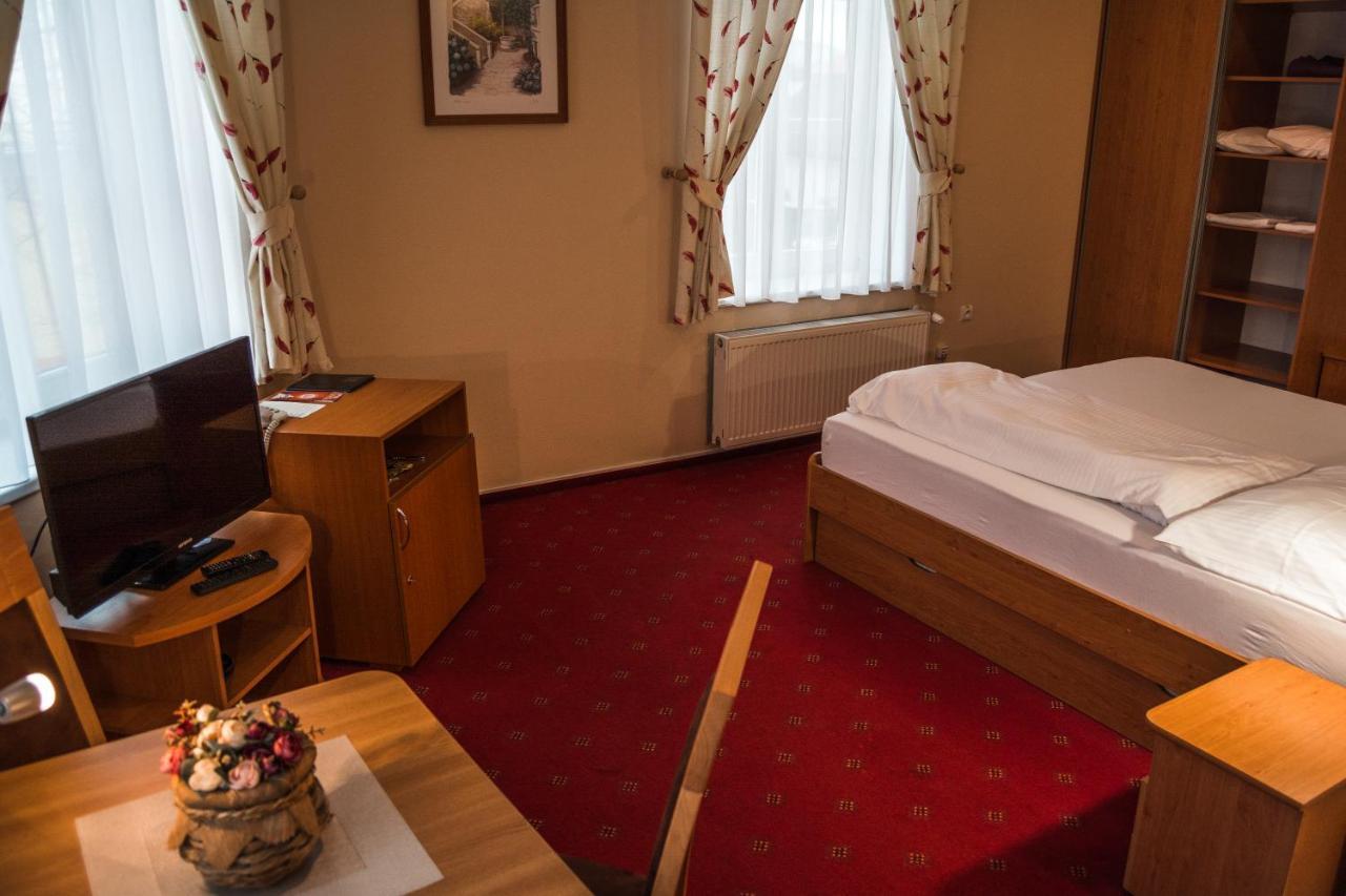 Hotel Rohac Trstena Ngoại thất bức ảnh